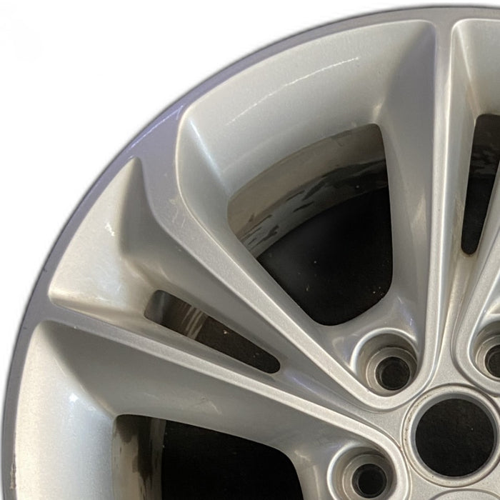 18" ENCORE GX 20 18x7.5 5 split spoke silver opt RQH Original OEM Wheel Rim - Angle View