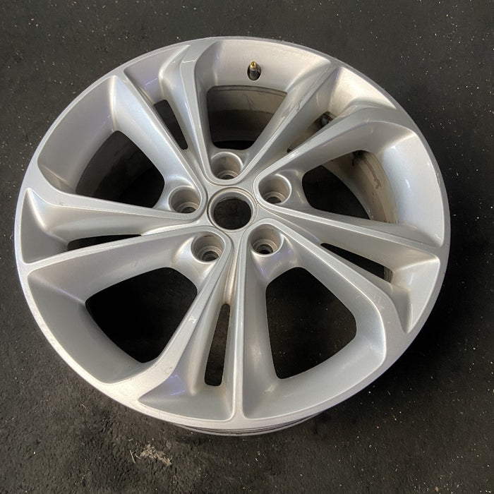 18" ENCORE GX 20 18x7.5 5 split spoke silver opt RQH Original OEM Wheel Rim - View 8