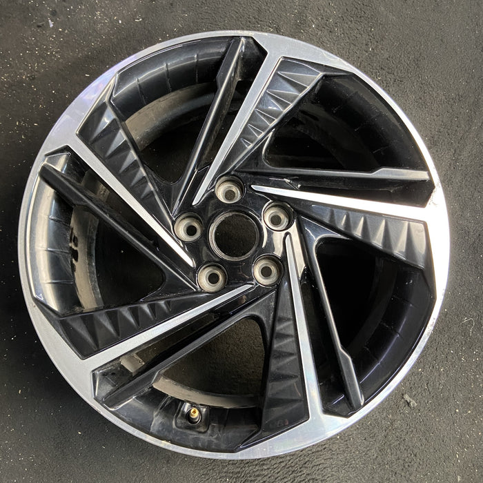 18" ELANTRA 21-23 18x8 Original OEM Wheel Rim - Angle View