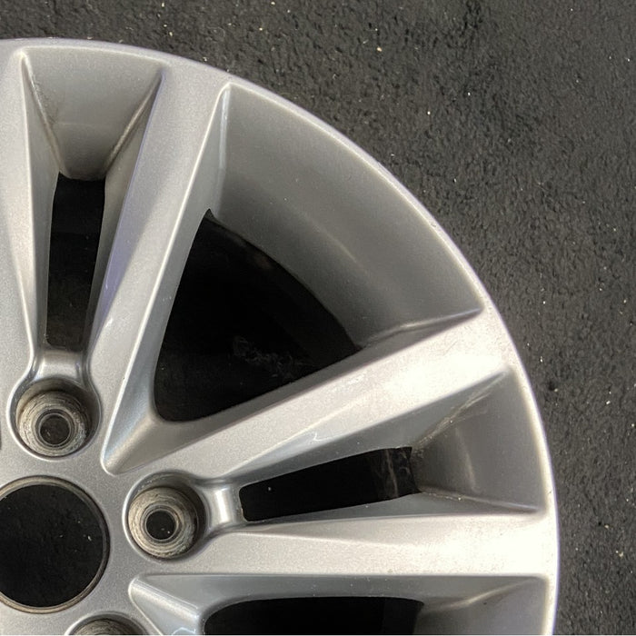 16" SONATA 15 16x6.5 alloy 10 spoke Original OEM Wheel Rim - Close-Up Detail