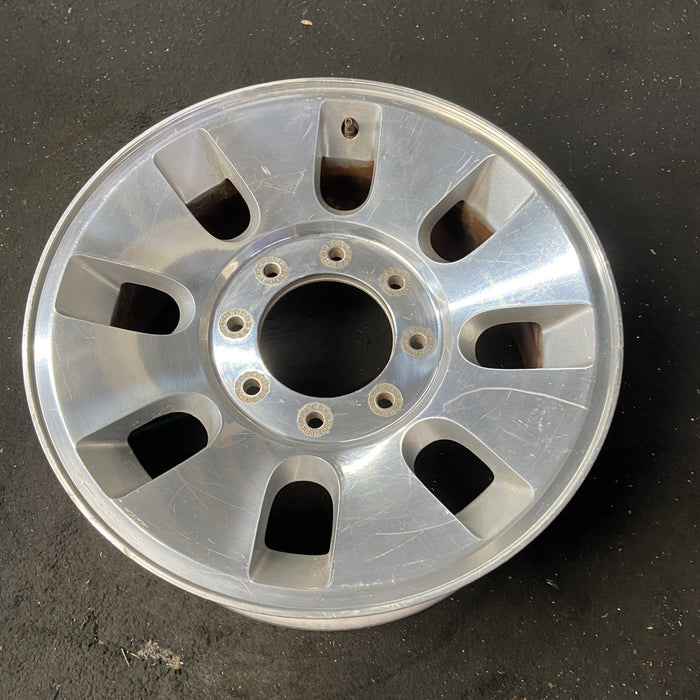 18" FORD F250SD PICKUP 08 18x8 , 8 slots, , rounded off slots Original OEM - Close-Up Detail