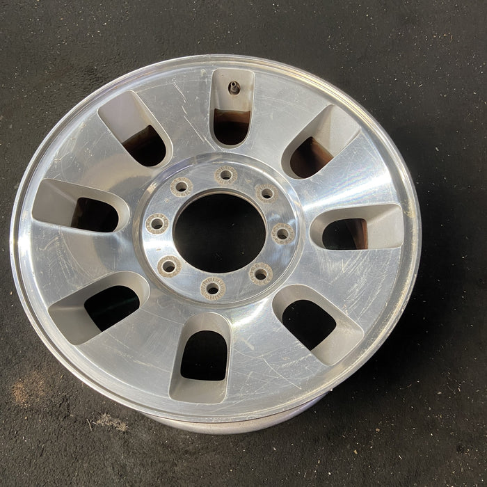 18" FORD F250SD PICKUP 08 18x8 , 8 slots, , rounded off slots Original OEM - Close-Up Detail