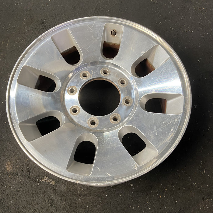 18" FORD F250SD PICKUP 08 18x8 , 8 slots, , rounded off slots Original OEM - Close-Up Detail