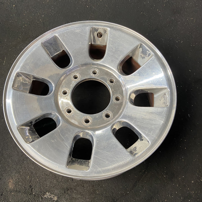 18" FORD F250SD PICKUP 08 18x8 , 8 slots, , rounded off slots Original OEM - Close-Up Detail