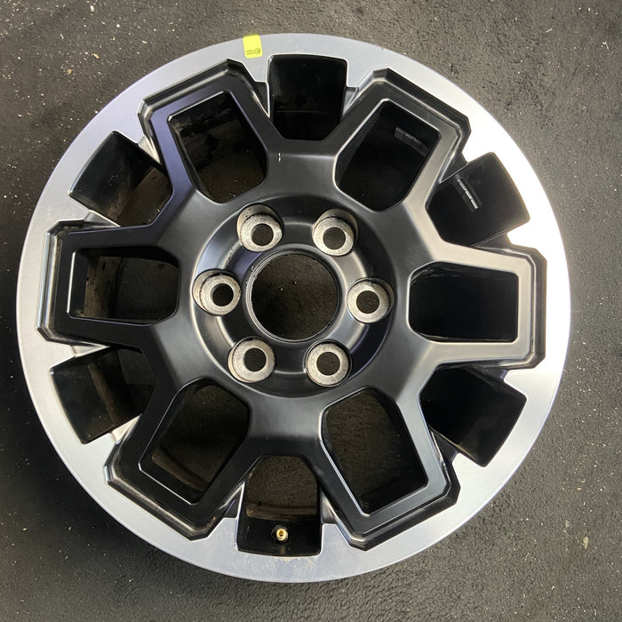 18" 4 RUNNER 25 18x7.5, machined finish Original OEM Wheel Rim - Angle View