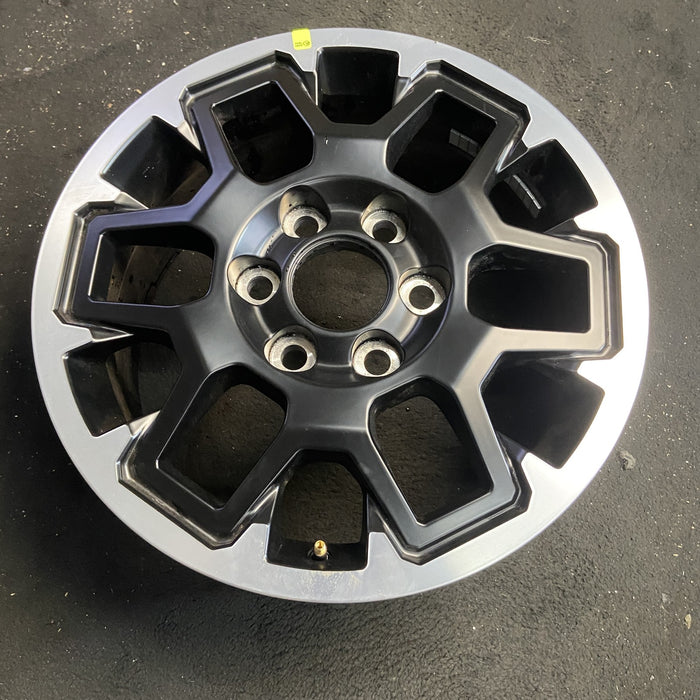 18" 4 RUNNER 25 18x7.5, machined finish Original OEM Wheel Rim - Side Profile