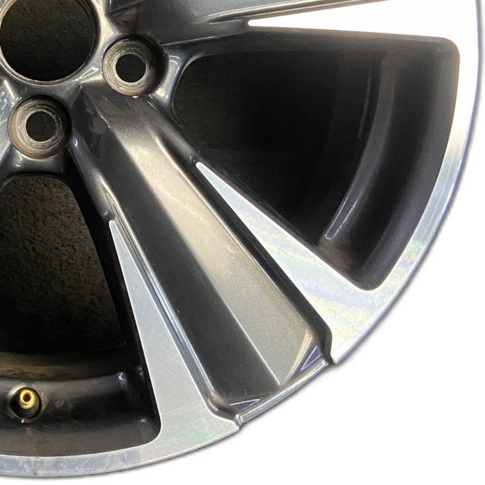 18" UX200 19-23 18x7 alloy 5 spoke Original OEM Wheel Rim - Close-Up Detail