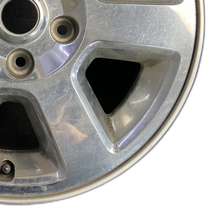 17" COMMANDER 06 17x7.5 aluminum 6 spoke Original OEM Wheel Rim - Close-Up Detail