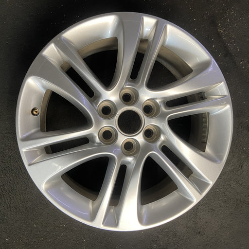 18" ENCLAVE 18-20 18x7.5 Original OEM Wheel Rim - Angle View