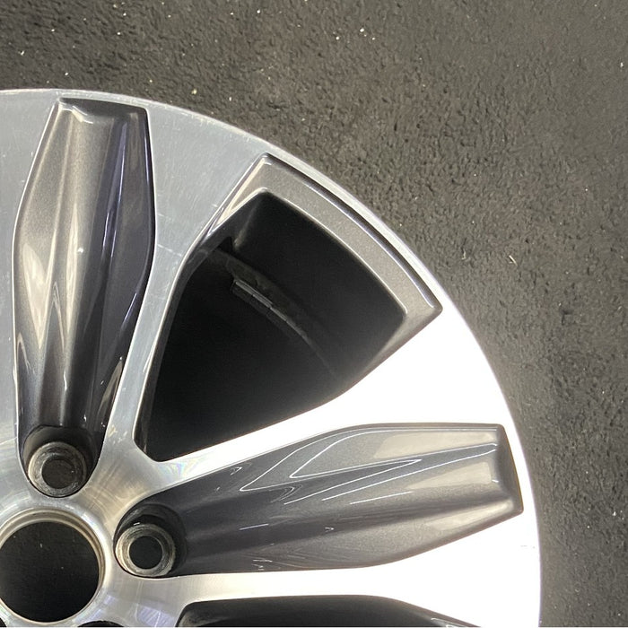 18" HIGHLANDER 20-21 18x8 alloy 5 spoke machined dark gray Original OEM Wheel - Close-Up Detail