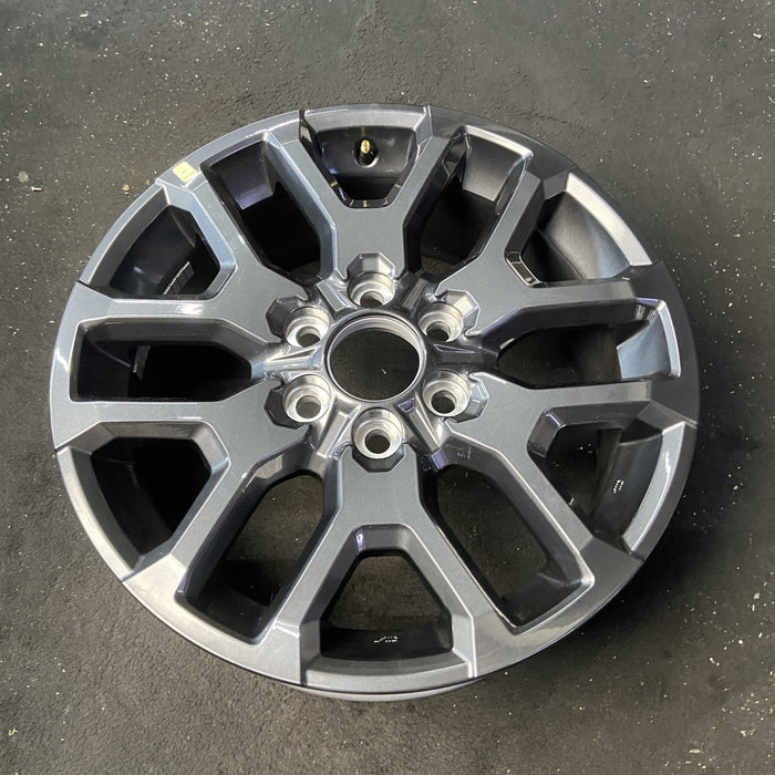 20" SEQUOIA 23 20x8, 6 Y spoke Original OEM Wheel Rim - Close-Up Detail