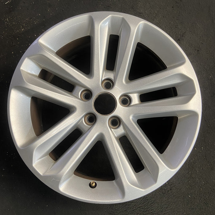 18" EXPLORER 11-12 18x8 , Original OEM Wheel Rim - Angle View
