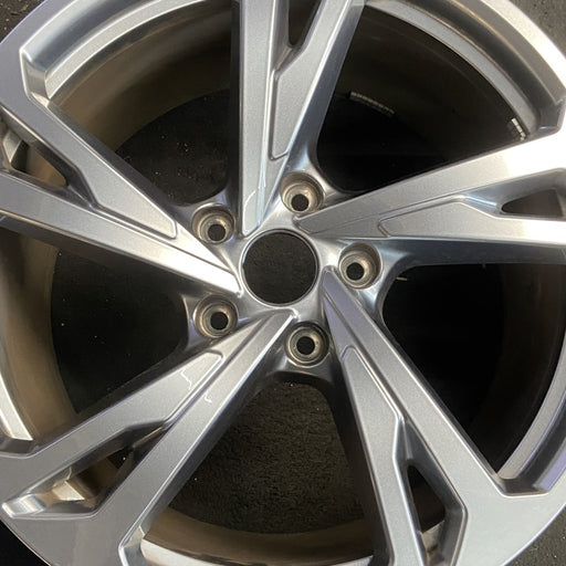20" E-TRON GT 22-24 20x11 silver Original OEM Wheel Rim - Angle View