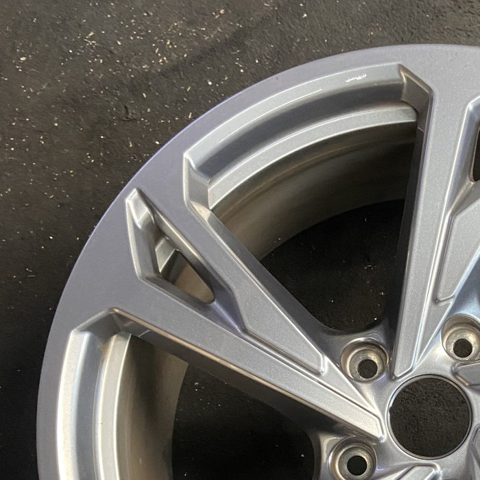 20" E-TRON GT 22-24 20x9 silver Original OEM Wheel Rim - Side Profile