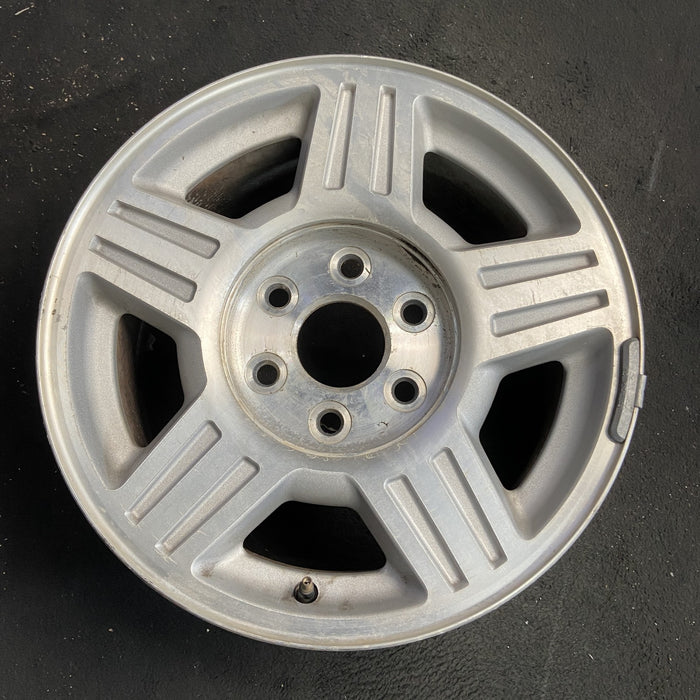 17" AVALANCHE 1500 07-08 17x7.5", aluminum, , double groove in each spoke - Angle View