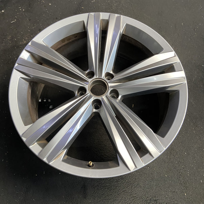 20" ATLAS 18-20 20x8 , , double spoke Original OEM Wheel Rim - Side Profile