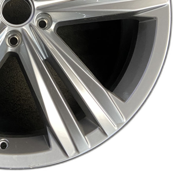 20" ATLAS 18-20 20x8 alloy 5 spoke double spoke Original OEM Wheel Rim - Close-Up Detail