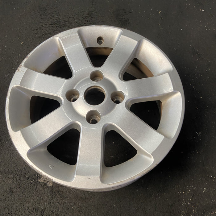 16" SENTRA 09 16x6.5, alloy Original OEM Wheel Rim - Close-Up Detail