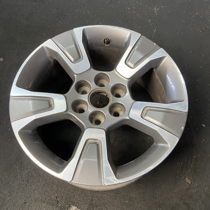 17" COLORADO 15-16 17x8, , opt R28 Original OEM Wheel Rim - Close-Up Detail