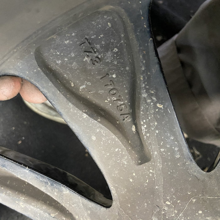 17" Original OEM Wheel Rim - View 9