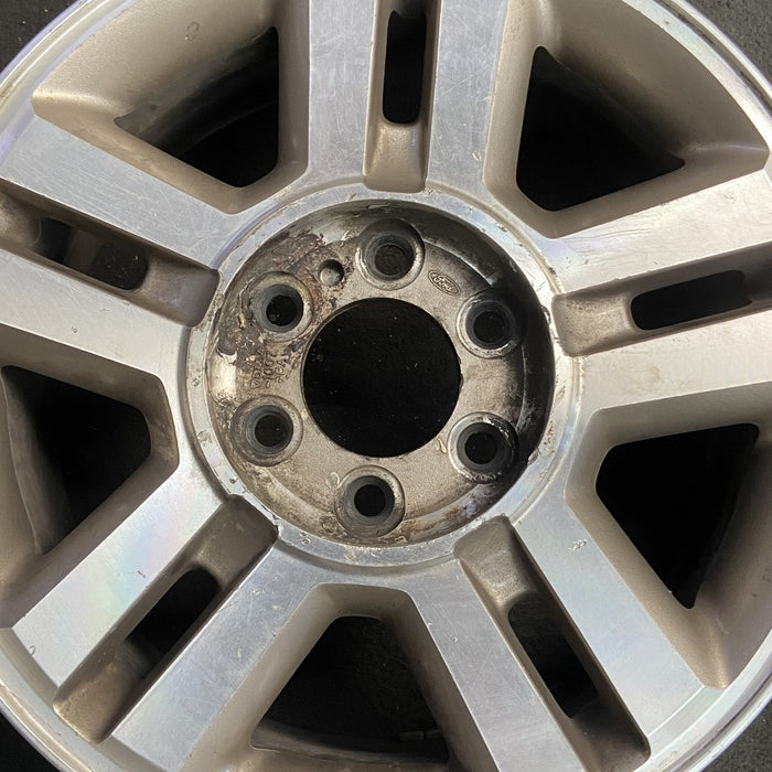 18" FORD F150 PICKUP 04 New Style 18x7.5 aluminum 5 spoke machined face split - Angle View