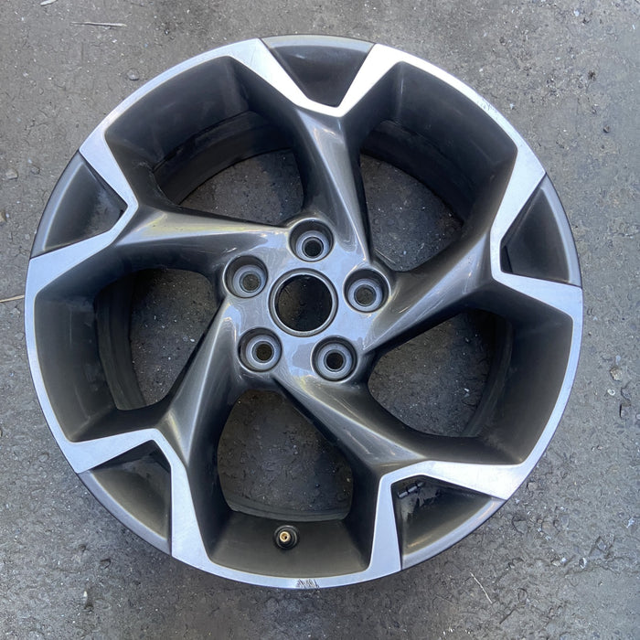 17" TRAX 24-25 17x7.5, gray Original OEM Wheel Rim - Angle View