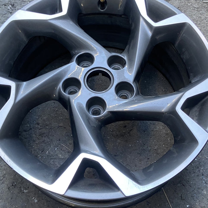 17" TRAX 24-25 17x7.5 gray opt Q7D Original OEM Wheel Rim - Angle View