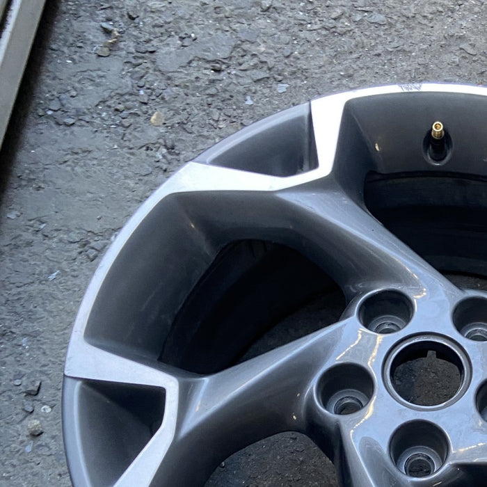 17" TRAX 24-25 17x7.5 gray opt Q7D Original OEM Wheel Rim - Side Profile
