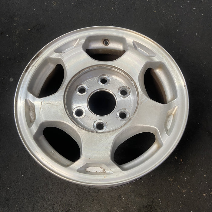 16" AVALANCHE 1500 03-06 16x7", , Original OEM Wheel Rim - Close-Up Detail