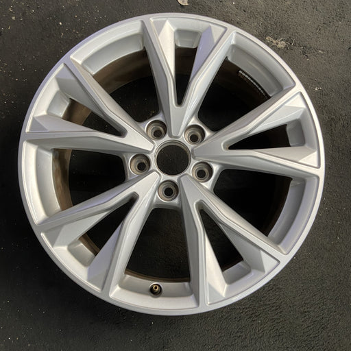 18" AUDI Q3 21-25 18x7 , , V spoke Original OEM Wheel Rim - Angle View