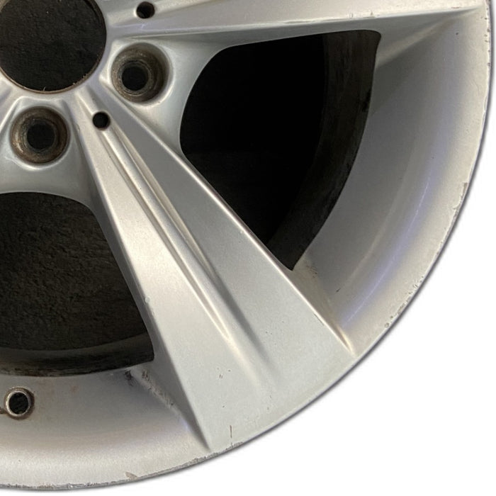 18" Original OEM Wheel Rim - Close-Up Detail