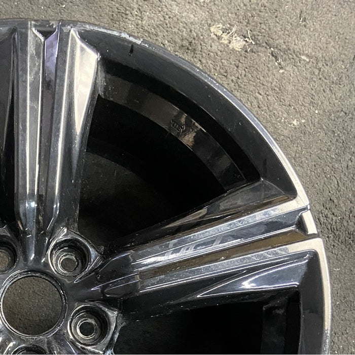 19" ACCORD 23-25 19x8.5 alloy 5 spoke straight spoke black Original OEM Wheel - Close-Up Detail