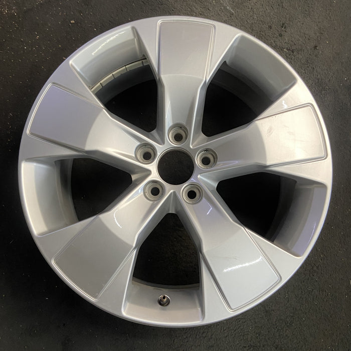 18" XC40 19-22 18x7.5 , 5 spoke Original OEM Wheel Rim - Additional View