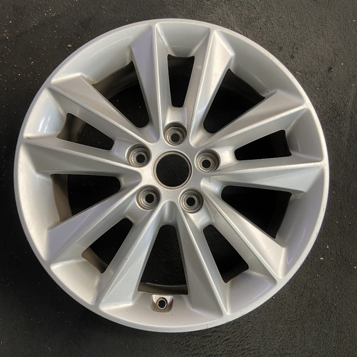 17" SORENTO 19-20 17x7 alloy Original OEM Wheel Rim - Front View
