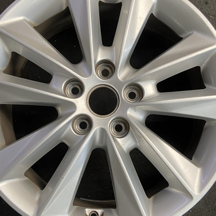 17" SORENTO 19-20 17x7 alloy Original OEM Wheel Rim - Angle View