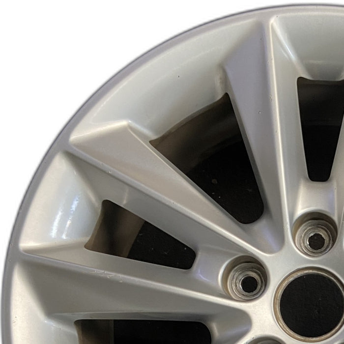 17" SORENTO 19-20 17x7 alloy Original OEM Wheel Rim - Angle View
