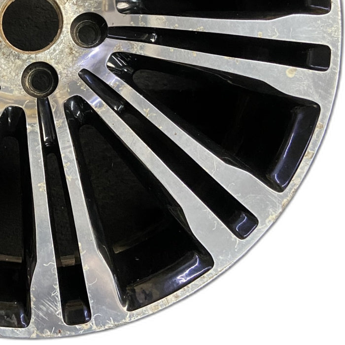 20" 300 11 20x8 alloy 10 double spoke 20 spoke machined face black pockets - Close-Up Detail