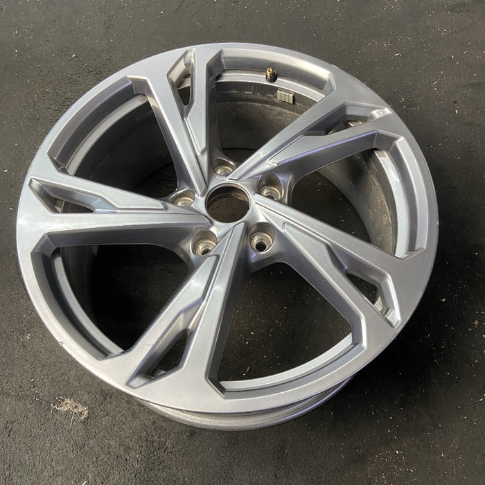 20" E-TRON GT 22-24 20x9 silver Original OEM Wheel Rim