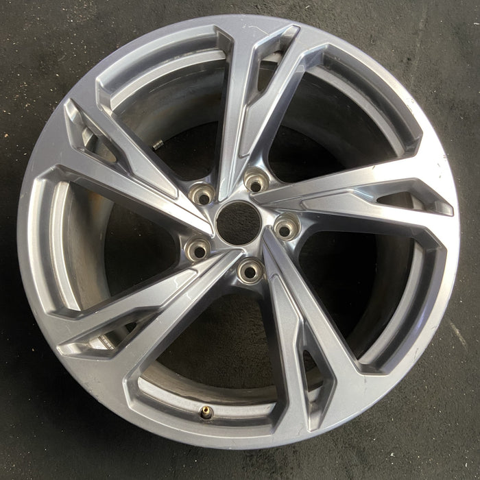 20" E-TRON GT 22-24 20x11, silver Original OEM Wheel Rim - Additional View