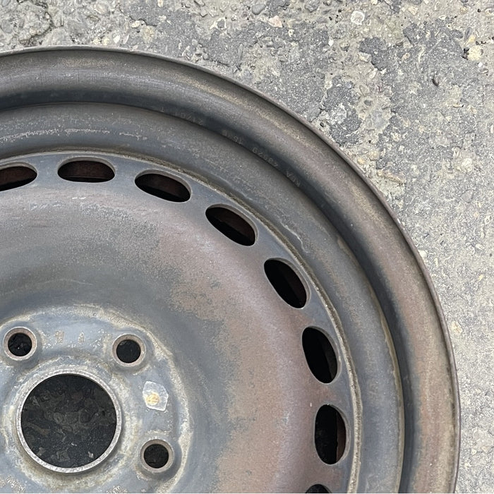 15" PASSAT 01 from VIN 050000, 15x7, steel Original OEM Wheel Rim - Close-Up Detail