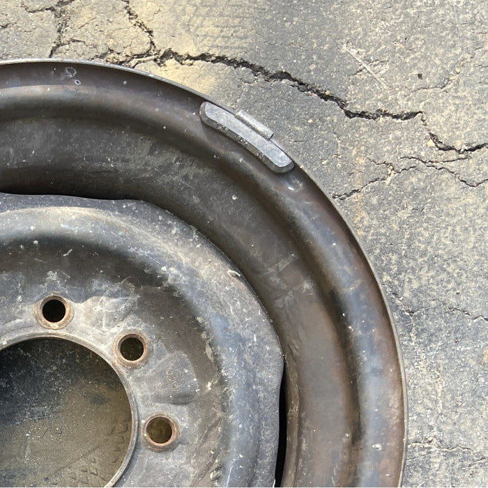 16" FORD E150 VAN 08-14 , steel, Original OEM Wheel Rim - Close-Up Detail