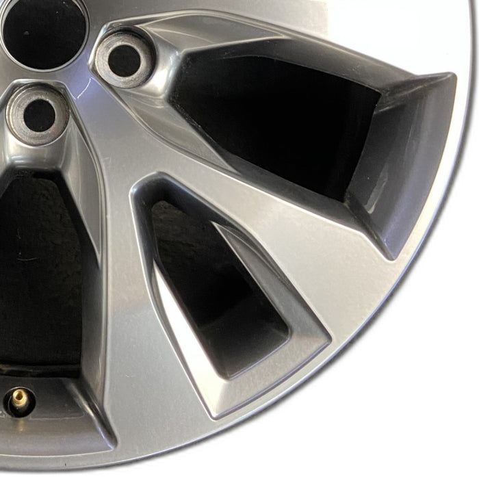 20" GRAND HIGHLANDER 24-25 20x8 alloy 5 spoke Y spoke silver Original OEM Wheel Rim