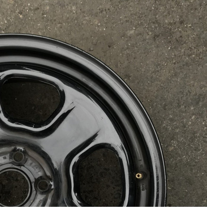 18" EXPLORER 13-17 18x8 , steel Original OEM Wheel Rim - Close-Up Detail