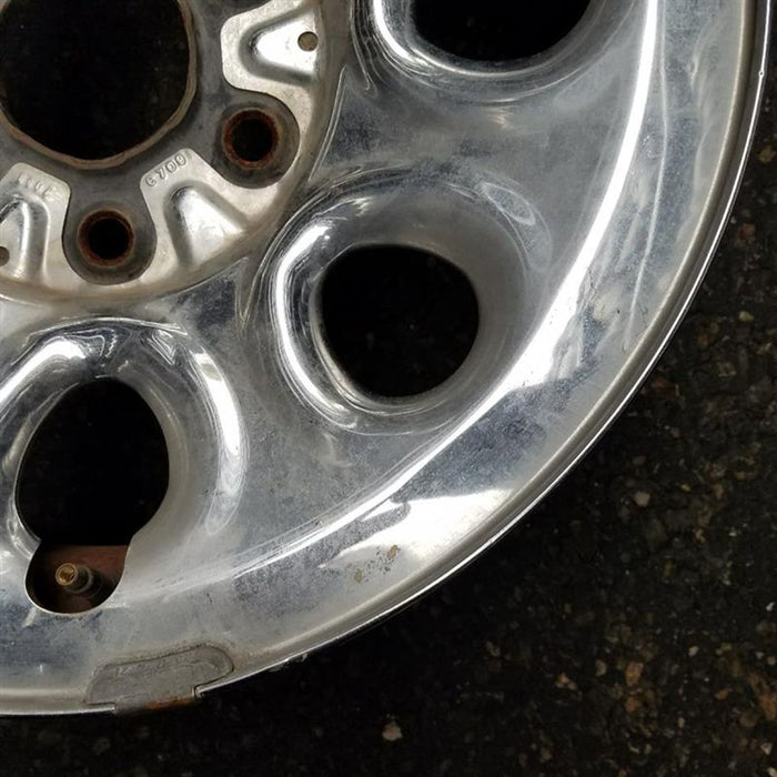 17" AVALANCHE 1500 07-10 17x7.5", steel, 8 hole, chrome Original OEM Wheel Rim - Close-Up Detail