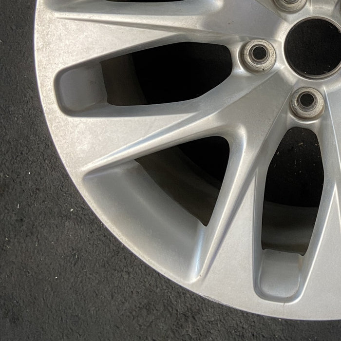 18" GENESIS 13-16 Cpe 18x7.5 10 spoke frt Original OEM Wheel Rim