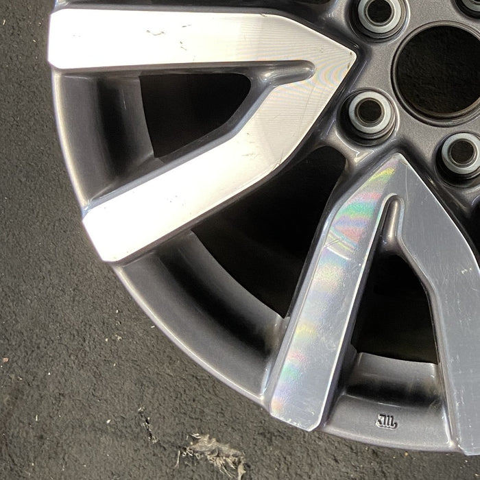 18" PILOT 19 18x8 alloy 5 V spoke factory installed w/machined face Original OEM Wheel Rim
