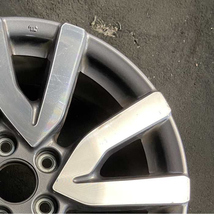 18" PILOT 19 18x8 alloy 5 V spoke factory installed w/machined face Original OEM Wheel Rim