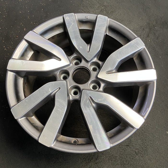 18" PILOT 19 18x8 , 5 V spoke , w/machined face Original OEM Wheel Rim - View 7