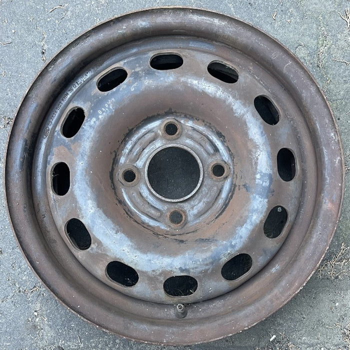 14" CONTOUR 95-97 14x5.5, steel Original OEM Wheel Rim - Front View