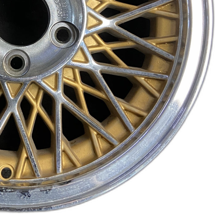 15" CROWN VICTORIA 93-94 15x6.5 aluminum Original OEM Wheel Rim